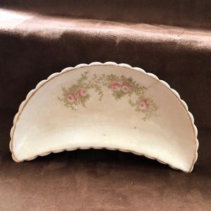 CABBAGE ROSE vintage dish print gold trim